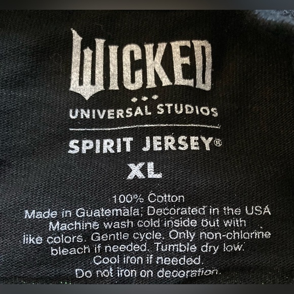 Universal Studios Wicked Defy Gravity Elphaba & Glinda Spirit Jersey XL Adult - Picture 4 of 9